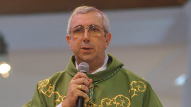 Il vescovo di campana Giuseppe Satriano