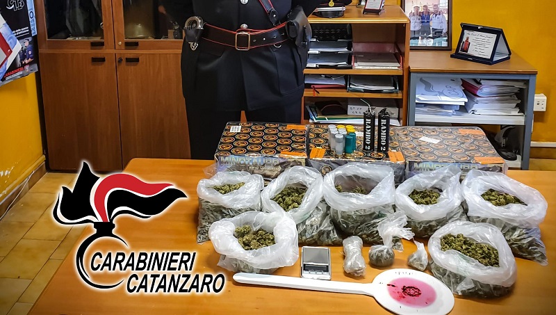 arresti a Catanzaro
