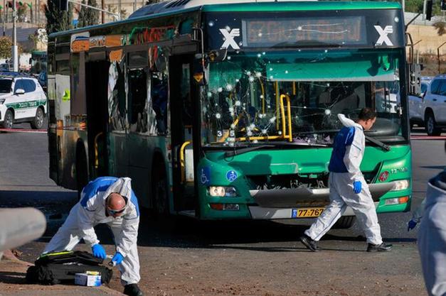 Esplosioni a Gerusalemme, un minorenne morto e 31 feriti